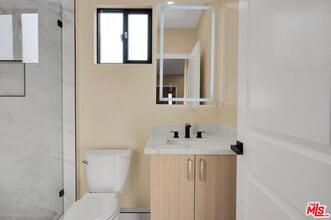 10507 Dempsey Ave in Los Angeles, CA - Building Photo - Building Photo