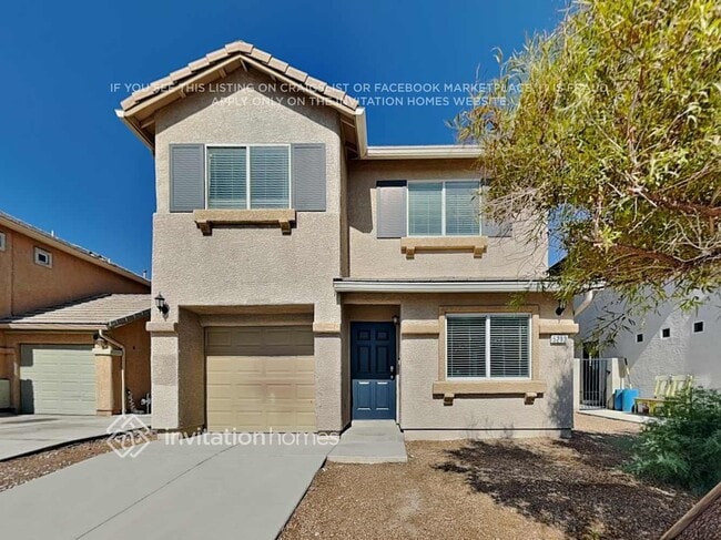 5213 Los Pinos St
