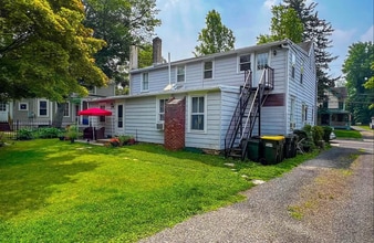 119 W Maple Ave, Unit 4 in Langhorne, PA - Building Photo - Building Photo