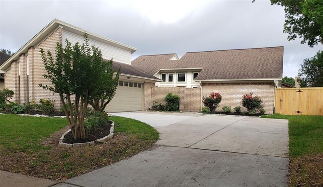property at 9122 Chesney Downs Dr
