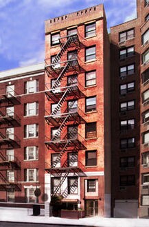 57 West 10th Street in New York, NY - Building Photo - Building Photo