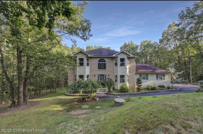 128 Wilson Ct in Saylorsburg, PA - Foto de edificio - Building Photo