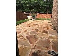 9400 Western Trail in Irving, TX - Building Photo - Building Photo