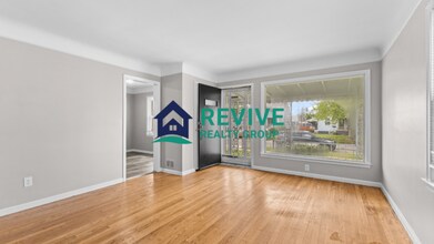 1569 Sycamore St in Wyandotte, MI - Building Photo - Building Photo
