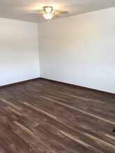503 N 4th St, Unit 7 in Norfolk, NE - Building Photo - Building Photo