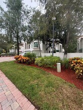 4425 Hidden Harbour Terrace in Fort Lauderdale, FL - Building Photo - Building Photo