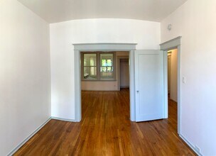 1053 Montgomery St-Unit -1 in San Francisco, CA - Building Photo - Building Photo