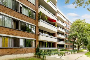 500 François Rue in Montréal, QC - Building Photo - Building Photo