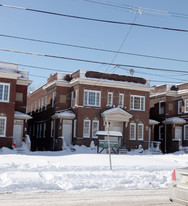256 Mckee Pl in Pittsburgh, PA - Building Photo