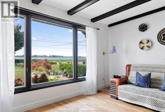 6725 Riverside Dr E in Windsor, ON - Building Photo - Building Photo