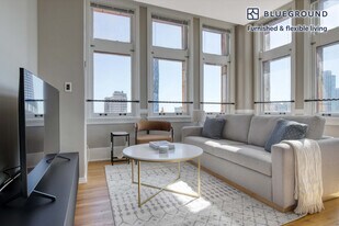 343 S Dearborn St in Chicago, IL - Building Photo