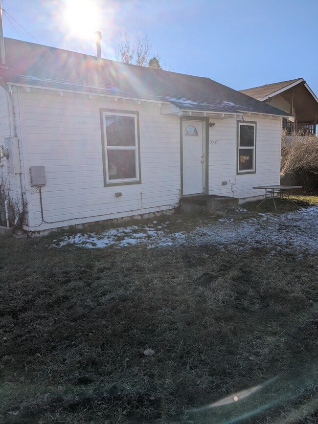 5542 Independence Ave in Klamath Falls, OR - Building Photo - Building Photo