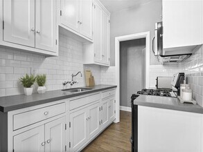 North Kingsley in Los Angeles, CA - Foto de edificio - Building Photo