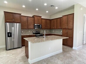 5573 Zestar Ln in Westlake, FL - Building Photo - Building Photo