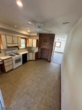 88 Bay St in Montclair, NJ - Building Photo - Building Photo