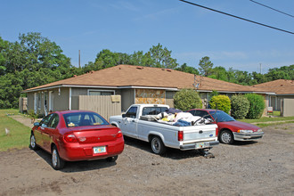 4732 Bellview Ave in Pensacola, FL - Building Photo - Building Photo