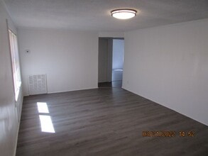 4269 S Lake Cherryvale Dr in Sumter, SC - Building Photo - Building Photo