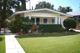 815 Orange Grove Pl, Unit 815 in South Pasadena, CA - Building Photo