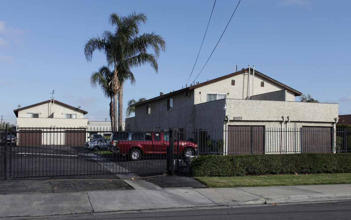 10073 Gould St in Riverside, CA - Building Photo