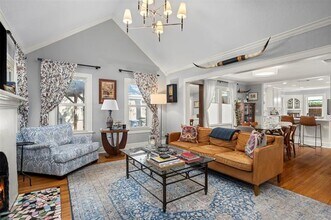 2205 Stanley Ave in Fort Worth, TX - Building Photo - Building Photo