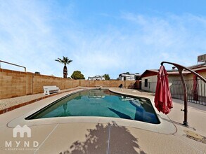 3114 W Anderson Dr in Phoenix, AZ - Foto de edificio - Building Photo