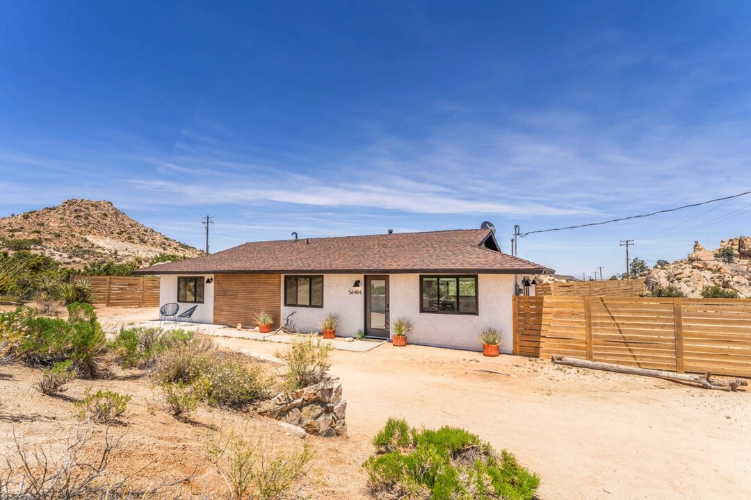 56484 Oakwood Dr in Yucca Valley, CA - Building Photo