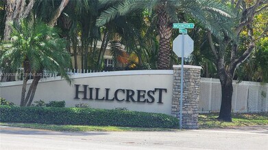 981 Hillcrest Ct in Hollywood, FL - Building Photo - Building Photo