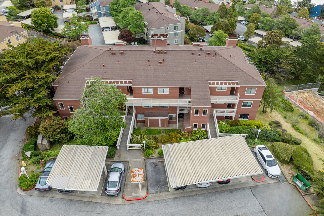 Saddleback in Daly City, CA - Building Photo