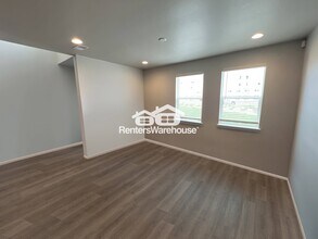 19201 E 64th Ave in Denver, CO - Building Photo - Building Photo