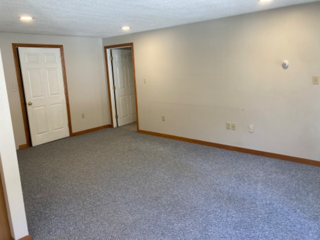 1187 New Hampshire Rte 175