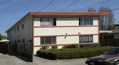 2045 Pacific Ave in Alameda, CA - Building Photo - Building Photo