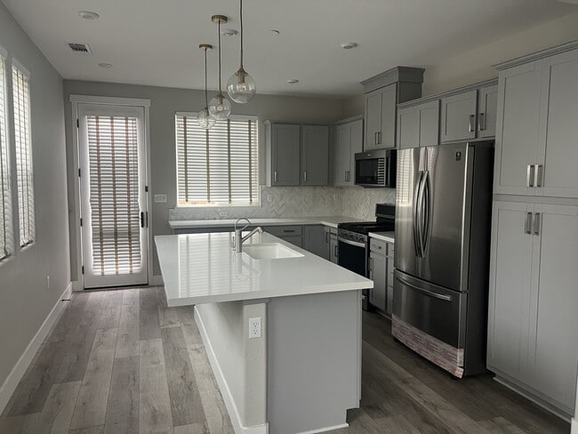 232 Tuso Ranch Rd in Tracy, CA - Building Photo - Building Photo