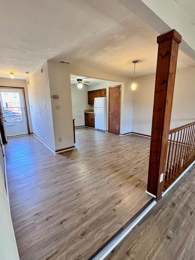 5552 Lynbrook Lndg in Virginia Beach, VA - Foto de edificio - Building Photo