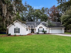 44 Westminister Pl in Beaufort, SC - Building Photo