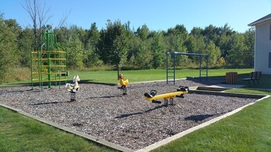 8770 Cobblestone Rd in Watervliet, MI - Building Photo - Building Photo