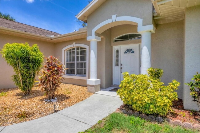 4357 Mermell Cir in North Port, FL - Building Photo - Building Photo