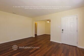 1118 S Exmoor Ave in Compton, CA - Building Photo - Building Photo