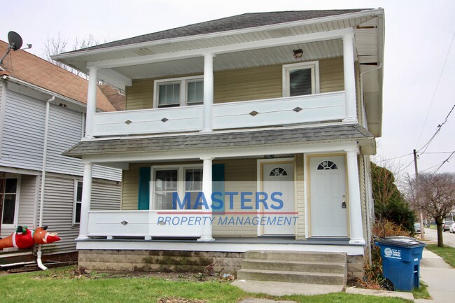 1702 Hurd St-Unit -Lower in Toledo, OH - Building Photo - Building Photo