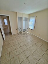 7914 E 34th Pl in Indianapolis, IN - Foto de edificio - Building Photo
