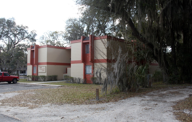 109 Magnolia St in Plant City, FL - Building Photo - Building Photo