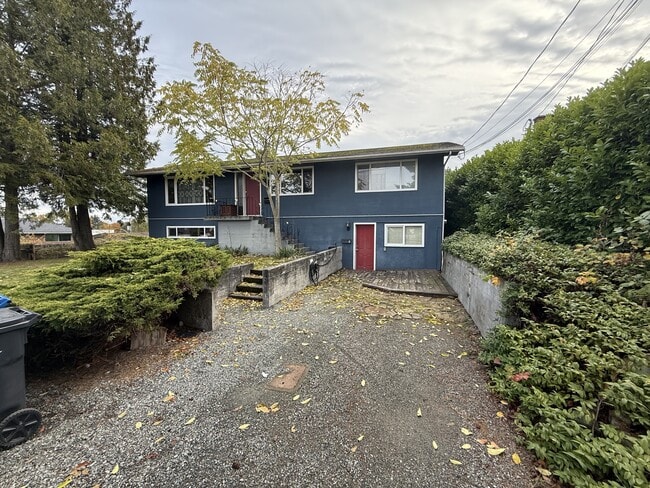 property at 346 Watfield Ave