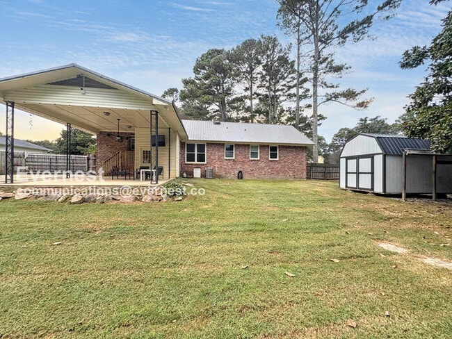 property at 1124 St Clair Rd
