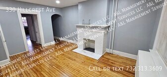 330 Hillcrest Ave in Trenton, NJ - Building Photo