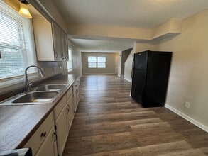 10412 W Kiehnau Ave in Milwaukee, WI - Building Photo - Building Photo