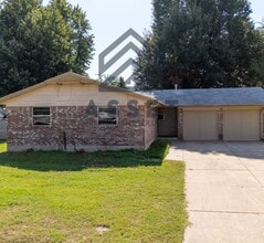 304 W Campbell Dr in Midwest City, OK - Building Photo - Building Photo