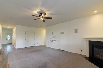 2646 Stonecreek Dr in Richland, WA - Building Photo - Building Photo