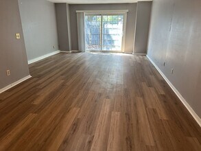 11 Knollwood Cir in Savannah, GA - Building Photo - Building Photo