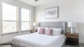 12500 Shadowglen Trce, Unit 1305 in Manor, TX - Building Photo