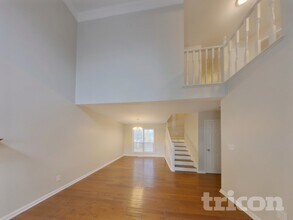 2863 Iroquois Dr in Thompson's Station, TN - Building Photo - Building Photo