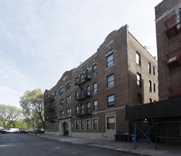 Westminster Court in Brooklyn, NY - Building Photo - Building Photo